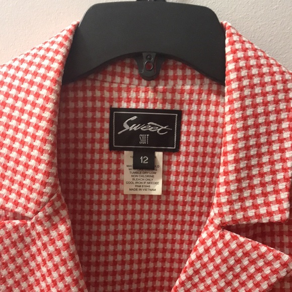 Red&White Suite - Picture 3 of 5